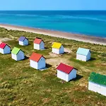 Ferienhaus-komfort-eigenes Badezimmer-gartenblick- * Gouville-sur-Mer