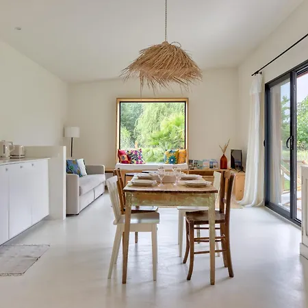 Casa Zao Jolie Maison En Bois Brut De 50m2 A Proximite Des Plages 度假居