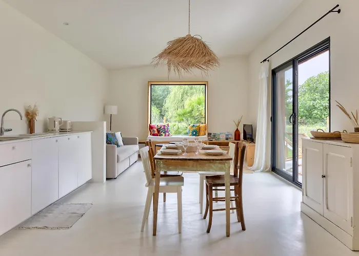 Casa Zao Jolie Maison En Bois Brut De 50m2 A Proximite Des Plages 度假居